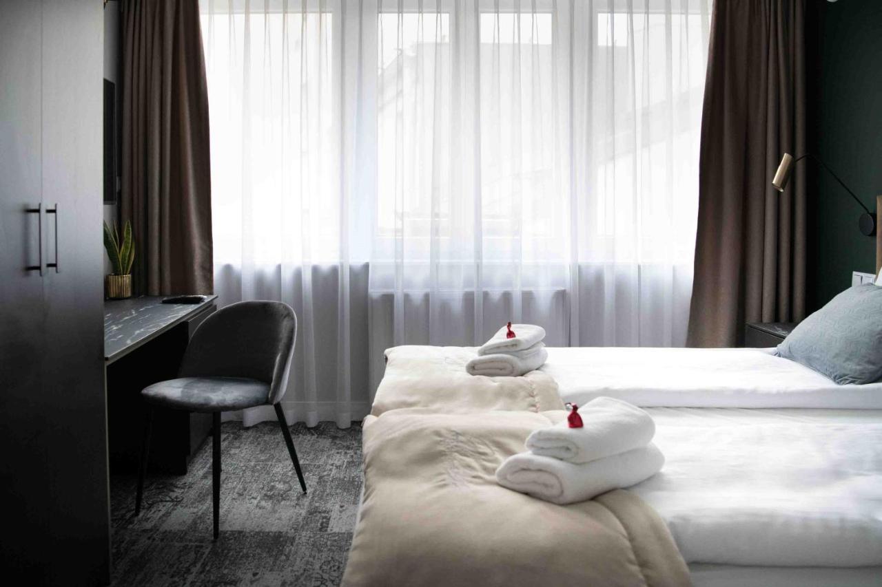 4Wings Apartments Краков Экстерьер фото